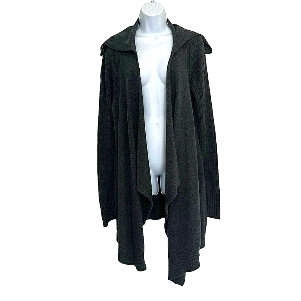 Simply Vera by Vera Wang Cape Drape style Sweater  Size Small